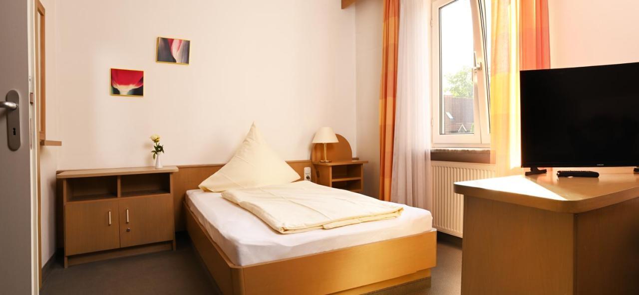 Hotel Zum Alten Wirt Langenbach  Exterior foto